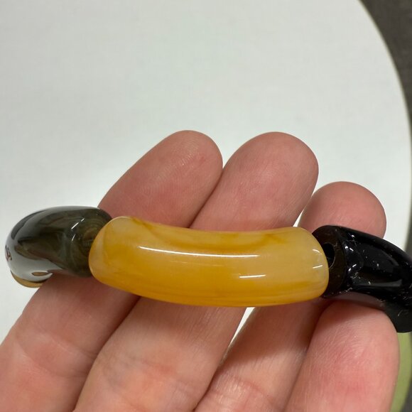 PARABAYA Multicolor Resin Beaded Elastic Necklace, FRANCE - Picture 6 of 7